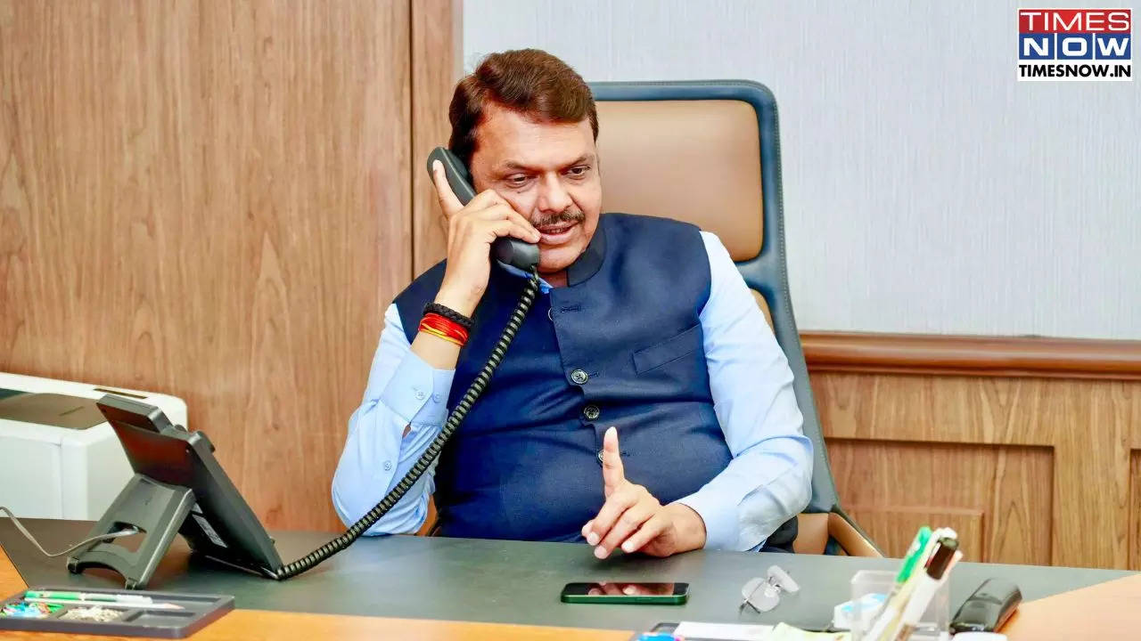 Devendra Fadnavis, Devendra Fadnavis net worth, Devendra Fadnavis salary, Devendra Fadnavis property, Devendra Fadnavis movable property, Devendra Fadnavis net worth 2024, Devendra Fadnavis real estate investments