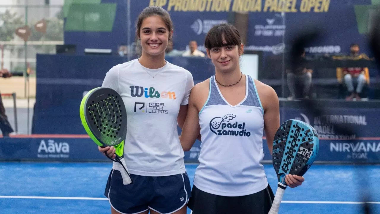 Ainize Santamaria Landa and Aitana Solan Domenech