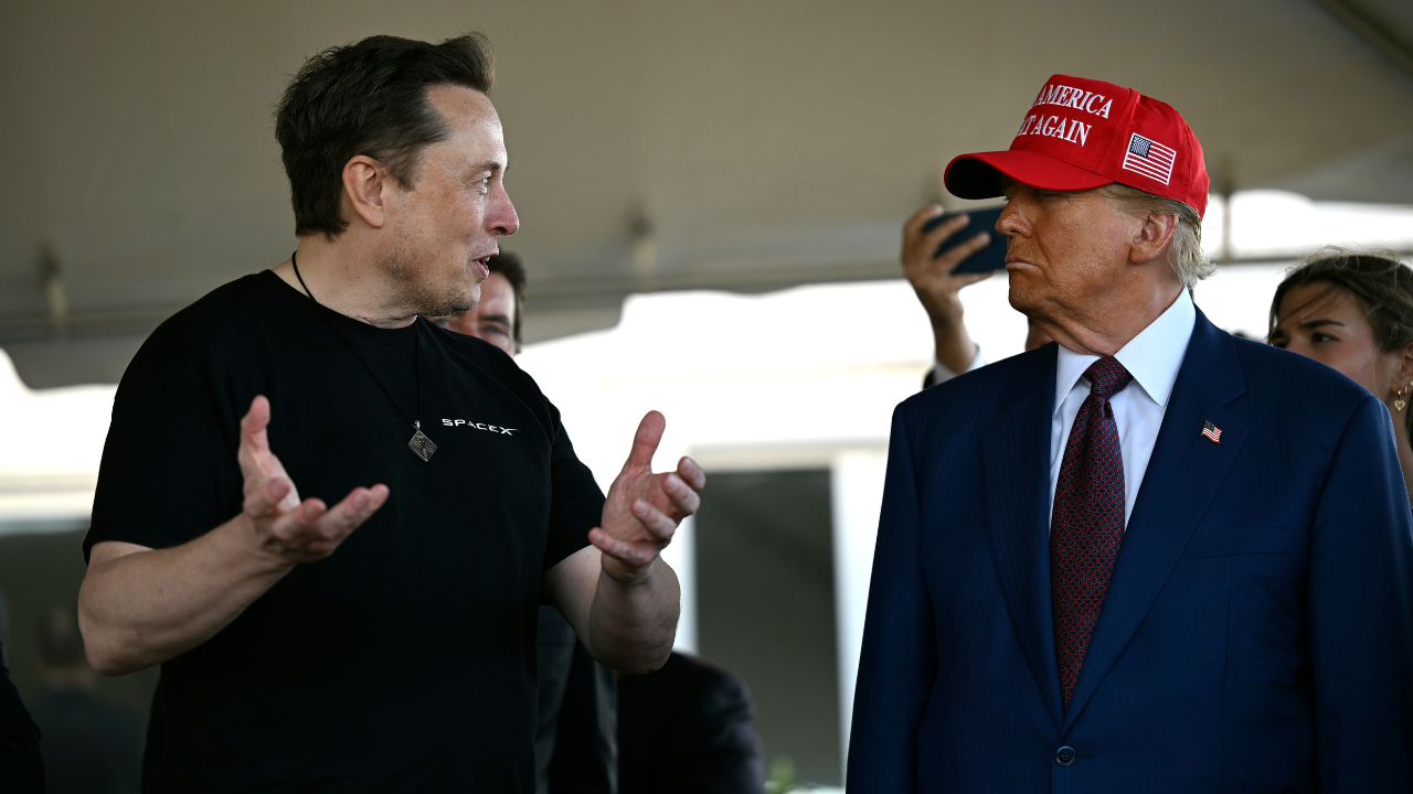 Musk Trump AP