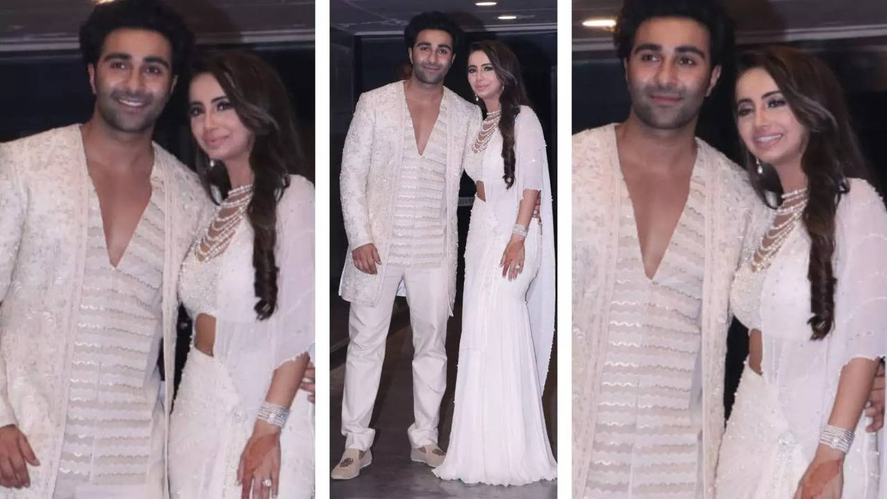 Aadar Jain, Alekha Advani Look Gorgeous In Traditional Fits As They Make First Appearance After Roka