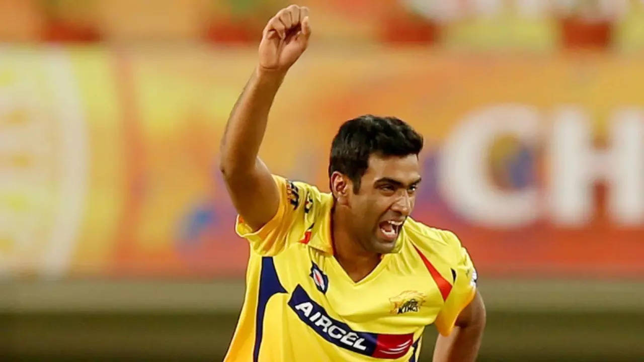 ipl 2025 auction: massive homecoming for ravichandran ashwin; superstar spinner rejoins csk for rs 9.75 crore