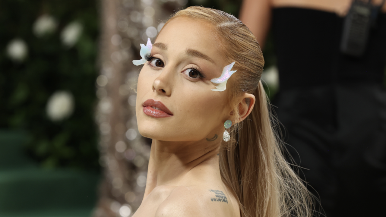 Ariana Grande Makes BOLD Statements About Mental Health: First Saw A Therapist When I Was Eight...