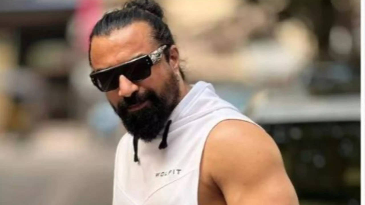 Maharashtra Elections 2024: Bigg Boss Fame Ajaz Khan's Electoral Debut Ends in Disaster With Just 103 Votes