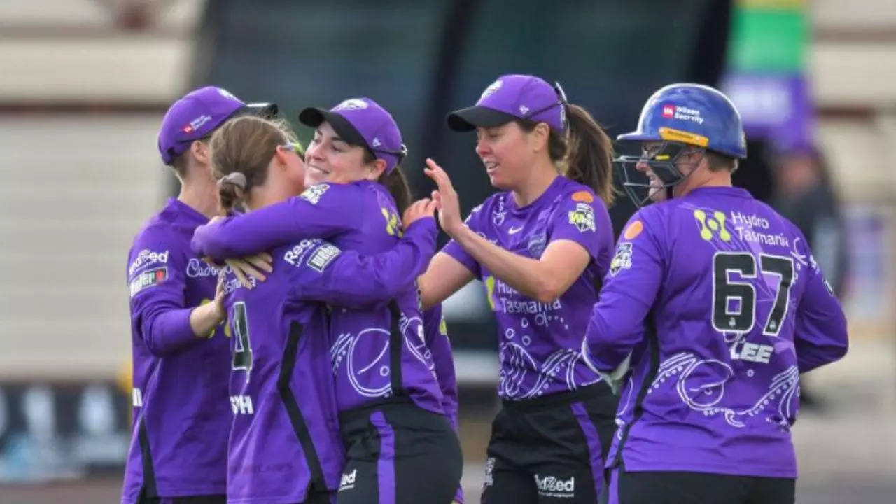 Sydney Thunder vs  Hobart Hurricanes 