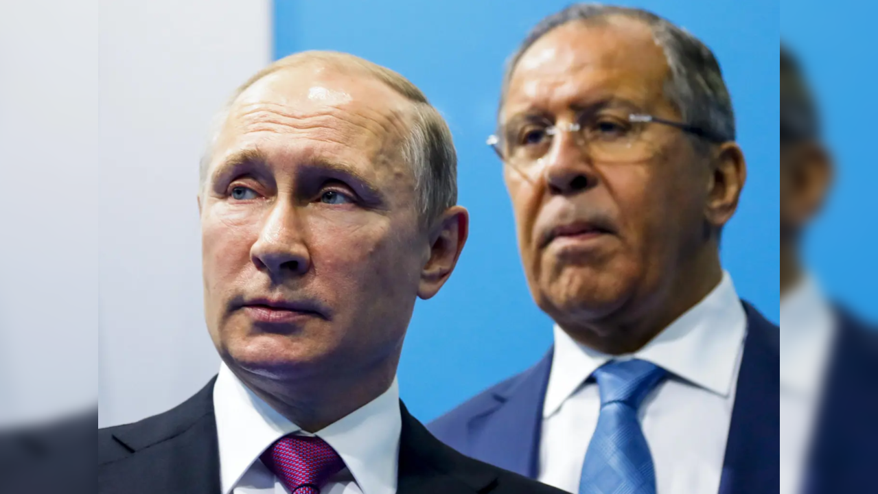 Russian President Vladimir Putin and Foreign Minister Sergey Lavrov