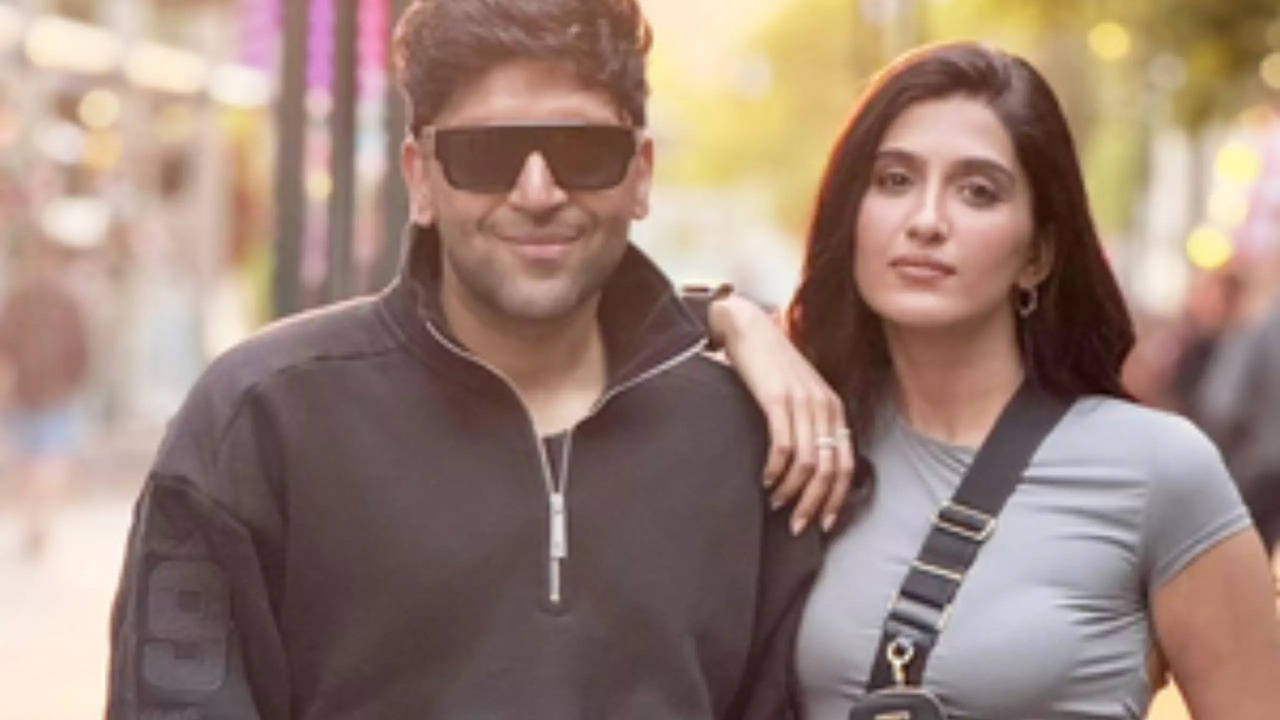 Nimrit Kaur Ahluwalia And Guru Randhawa Complete First Leg Of Filming For Shaunki Sardar - Watch