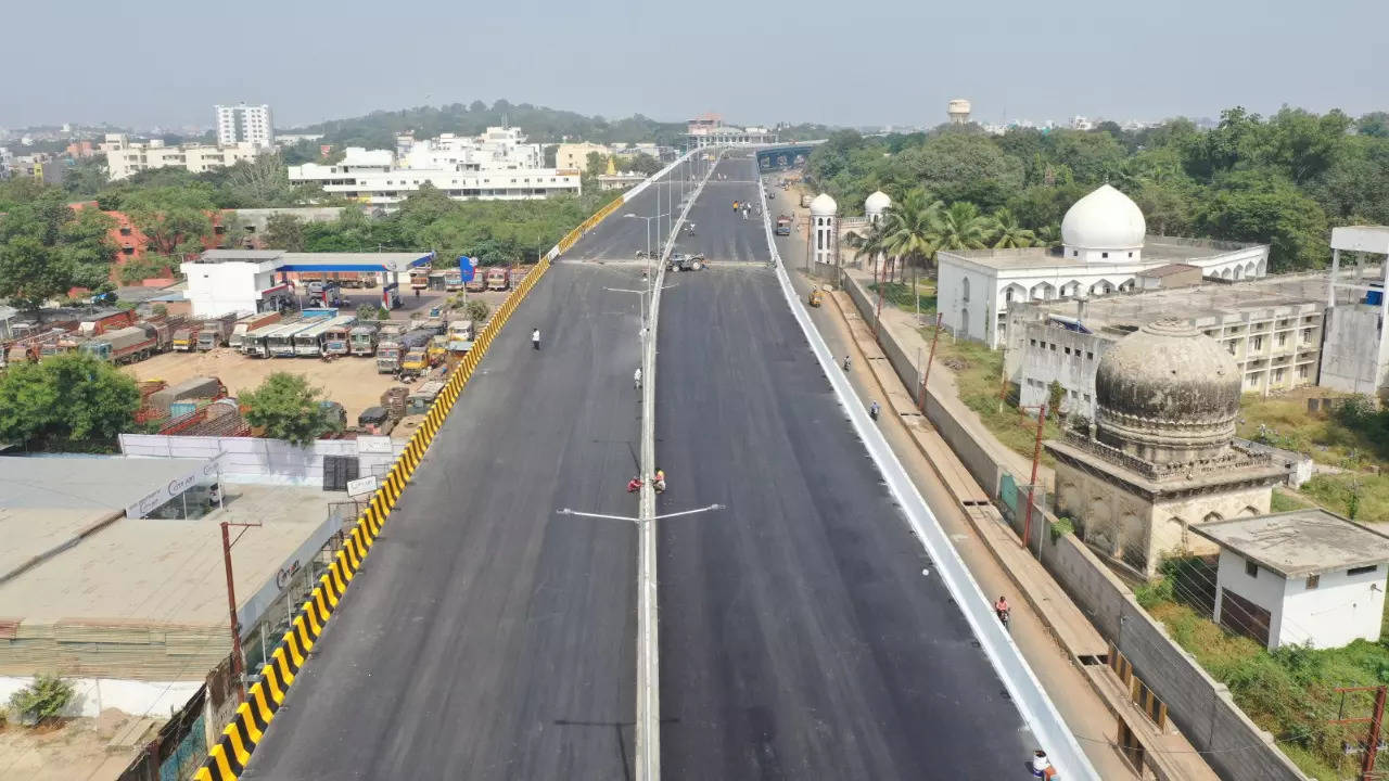 Aramghar-Zoopark flyover