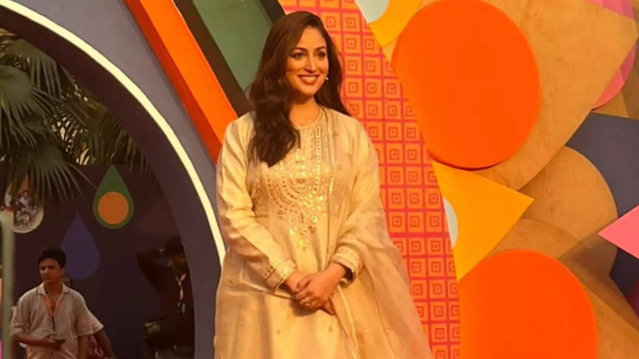 Yami Gautam Makes FIRST Appearance At IFFI Goa 2024 After Giving Birth To Son Vedavid