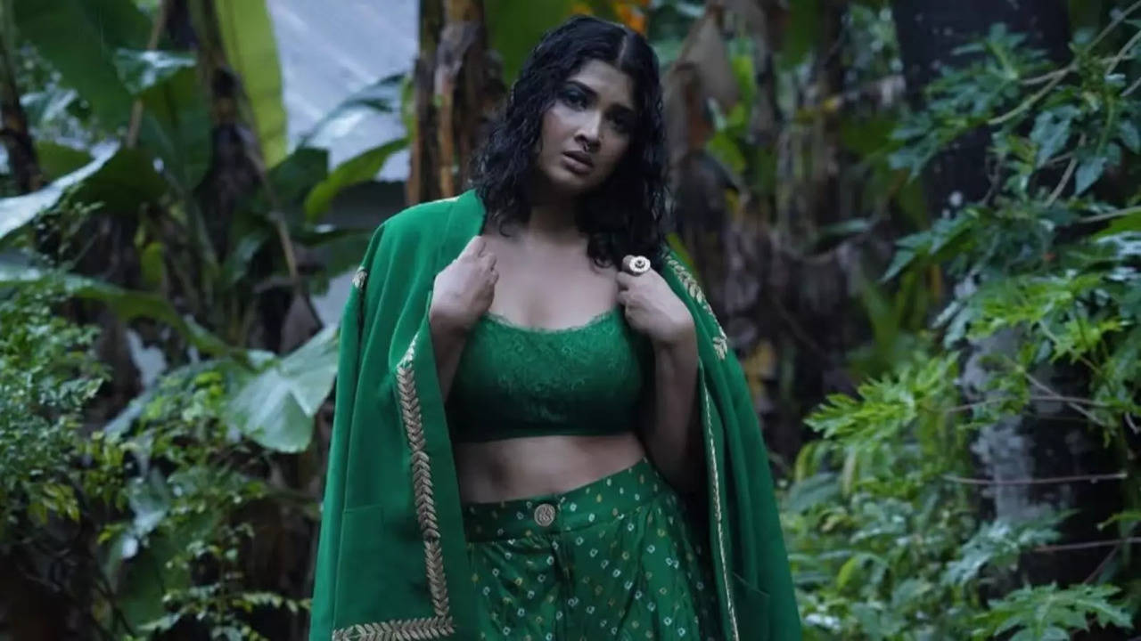 All We Imagine As Light Leaked Scene: Divya Prabha Says 'I Don't Need To Strip Naked To Earn Fame'