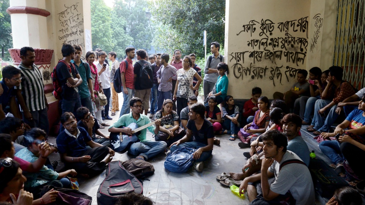 Students Lock Teachers’ Room over Lapses in Evaluation