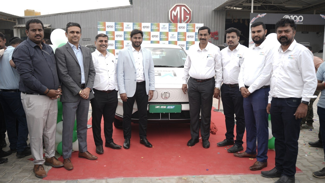 JSW MG Motor India Delivers 201 Electric Vehicles in Bengaluru in One Day