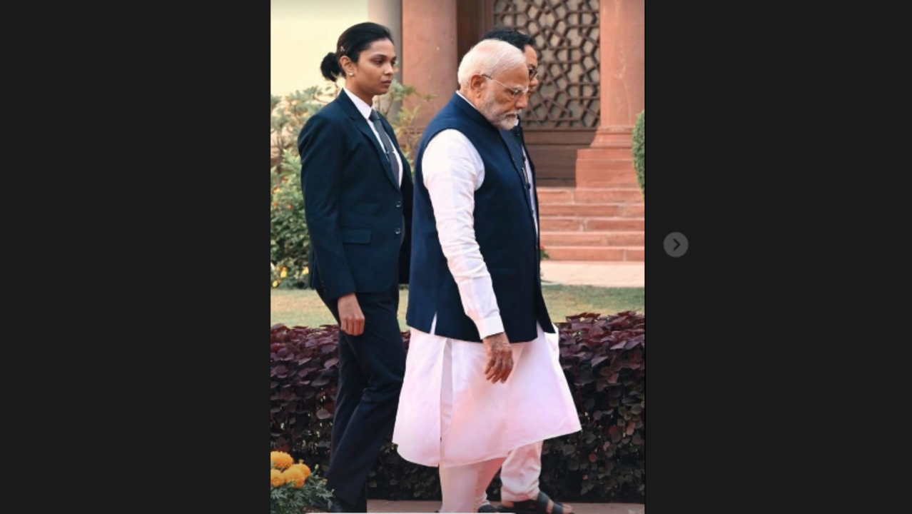 Photo Of Female Commando Walking Next To PM Modi Goes Viral