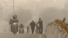 Everyone is affected, Delhiites are suffocating from poisonous air as AQI remains very poor