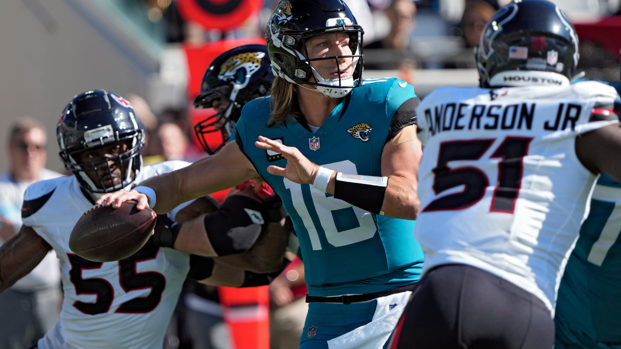 Trevor Lawrence during Jacksonville vs Houston game