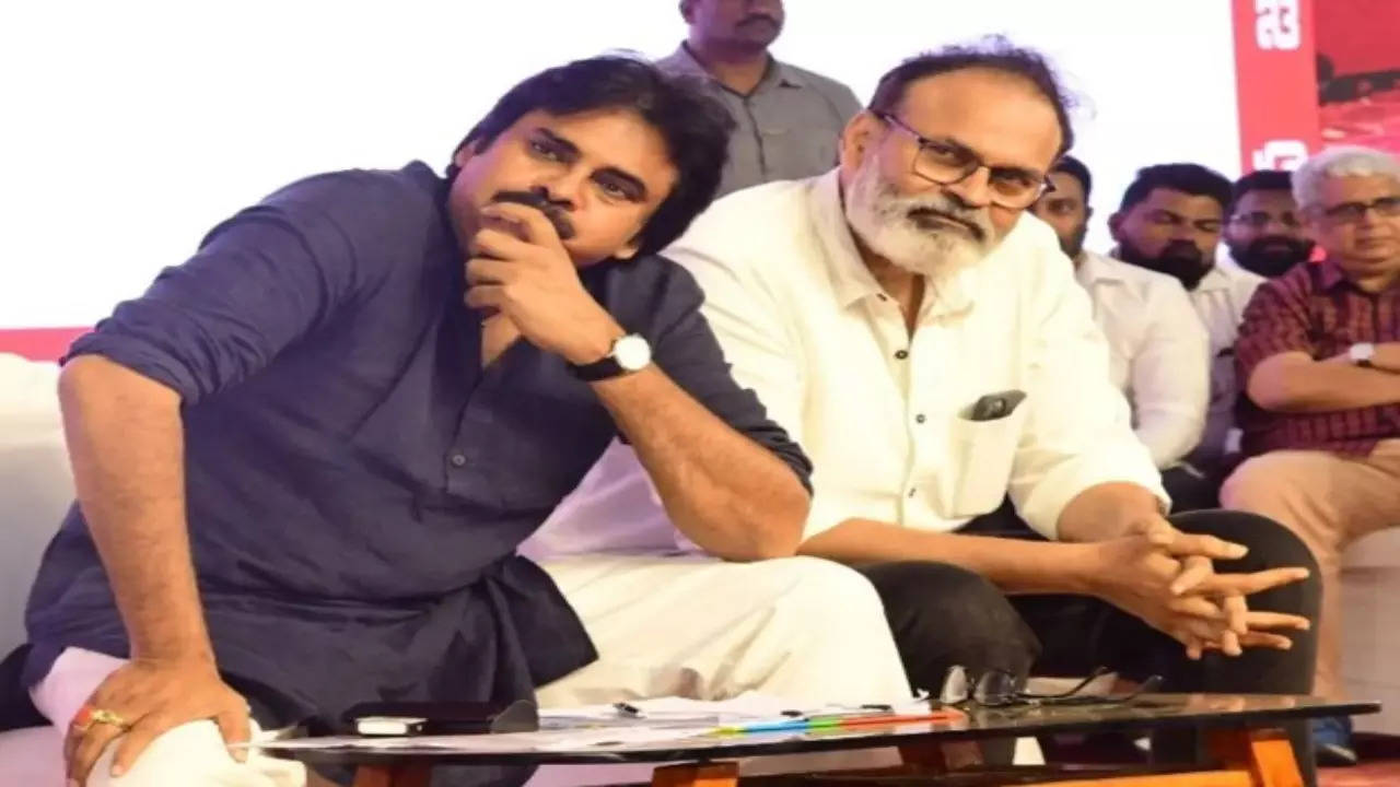 naga babu with Pawan Kalyan