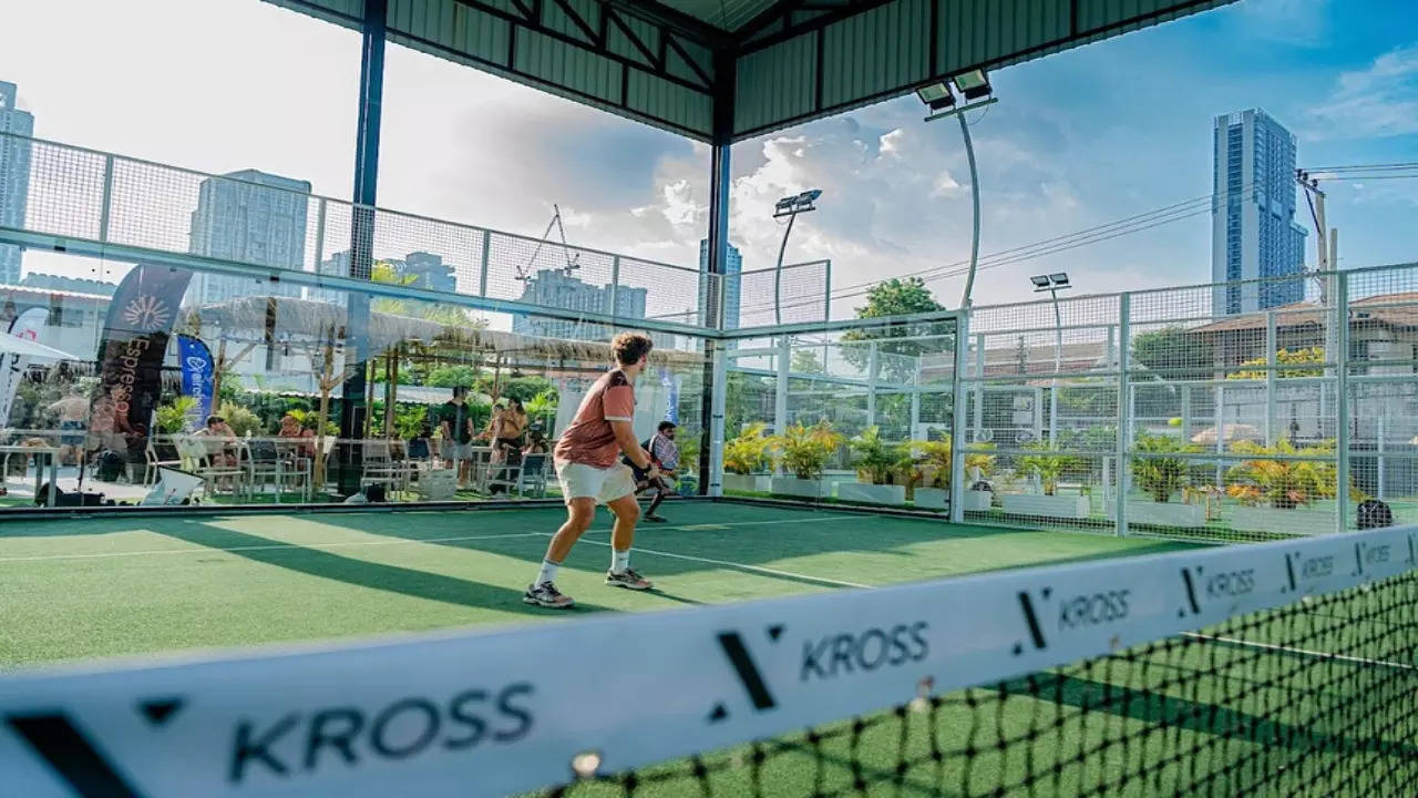 places to play padel in bangkok