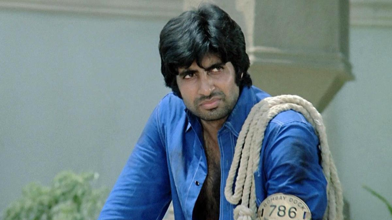 Manmohan Desai's Clocks 41 Years: Amitabh Bachchan Calls It 'Memorable For All Wrong Reasons' | Exclusive