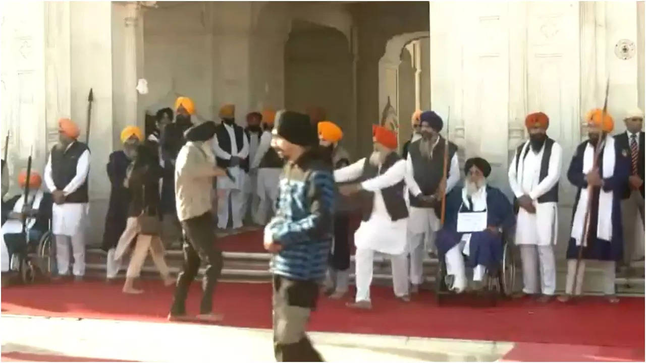 Attack on Sukhbir Singh Badal