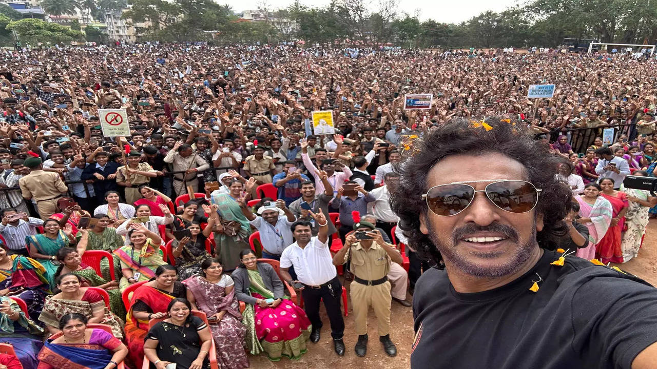 Real Star Upendra promote his film 'UI' in Hbbali-Dharwad