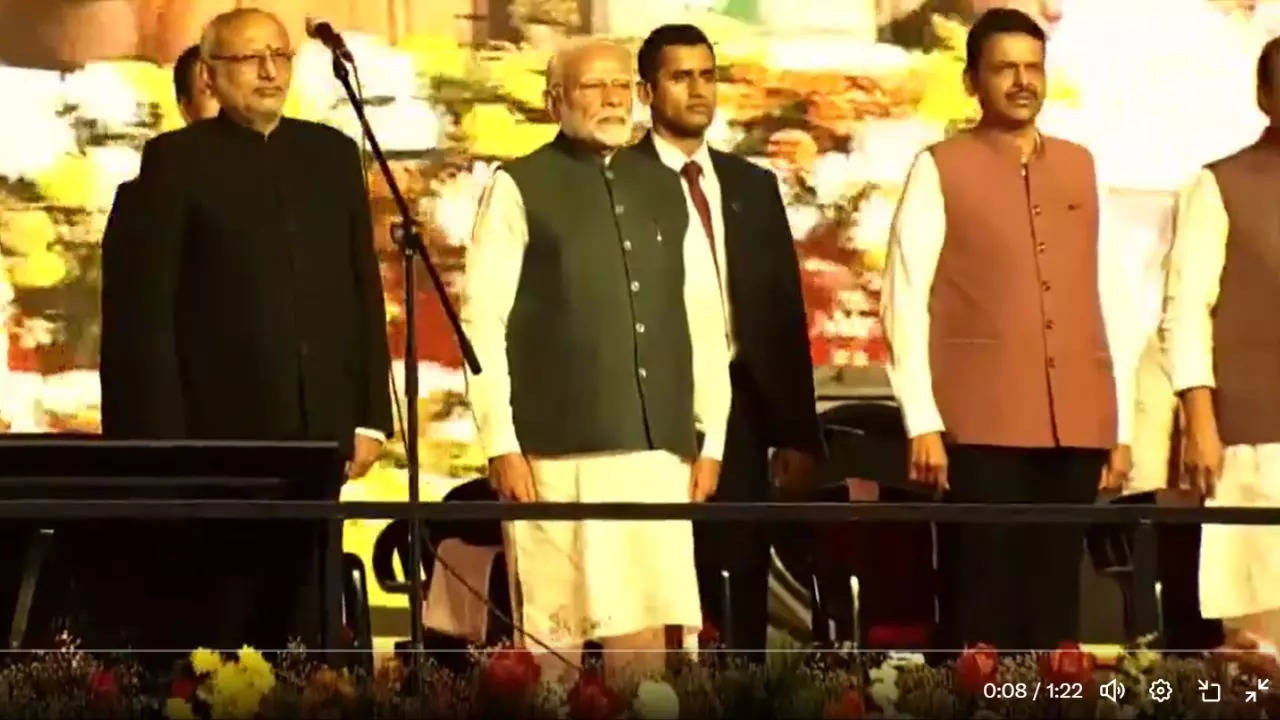  Maharashtra Chief Minister Oath Ceremony Devendra Fadnavis Takes Oath As Chief Minister Of Maharashtra