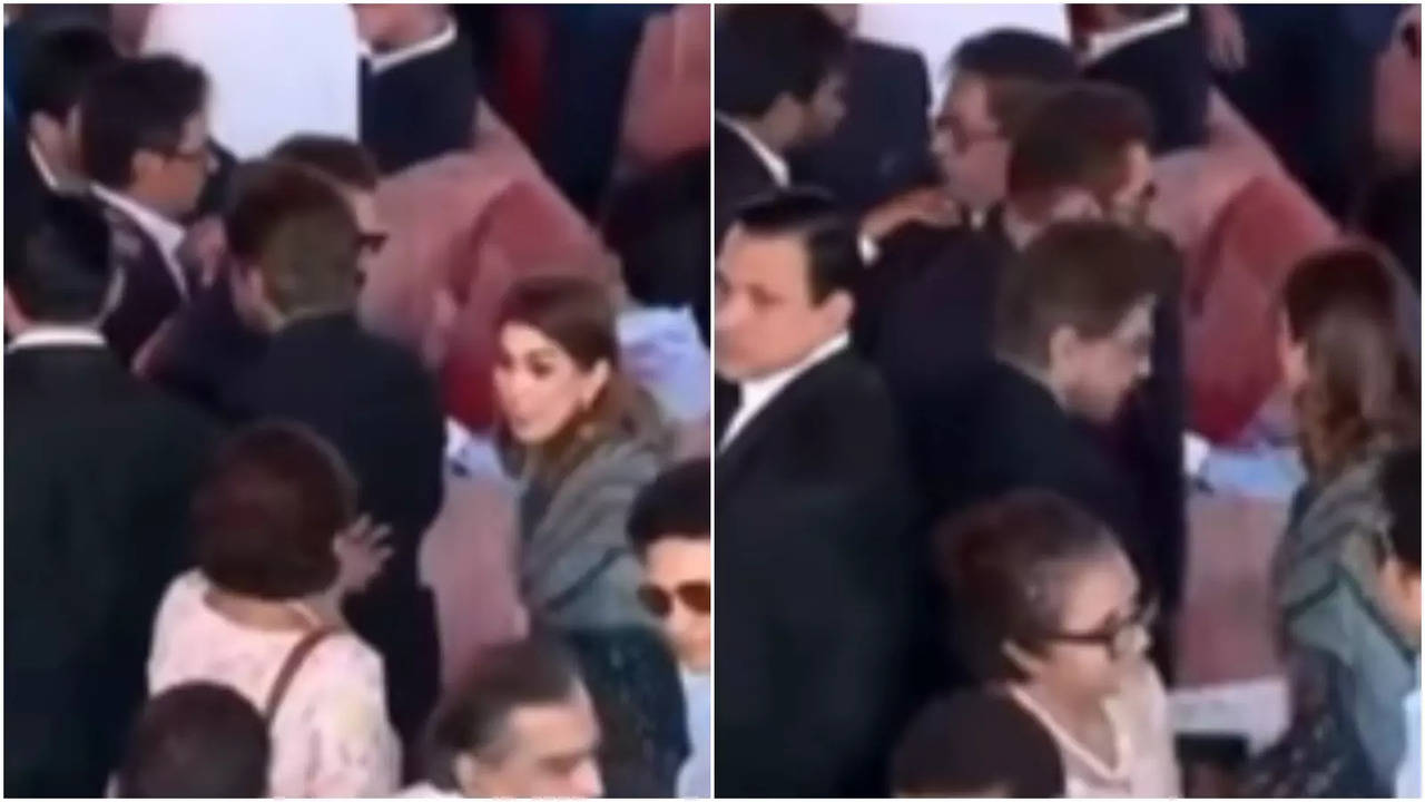 Shah Rukh Khan, Salman Khan Share A Hug At Maharashtra CM Devendra Fadnavis Oath Ceremony