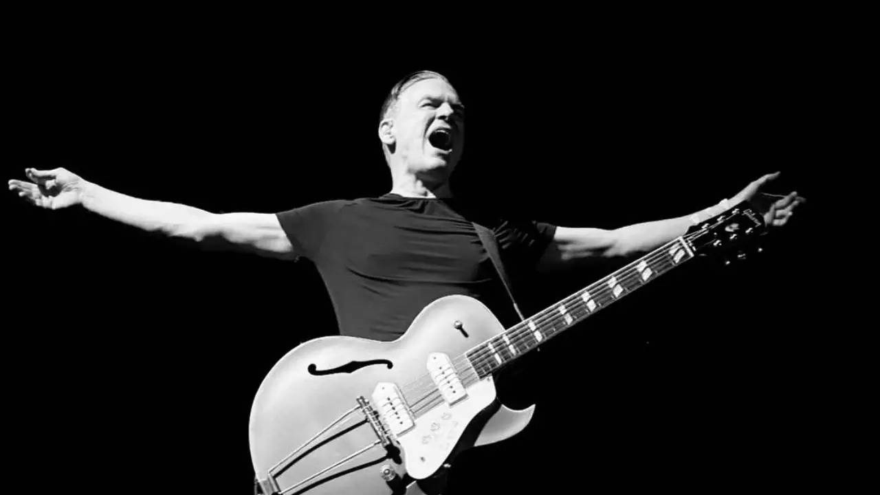 A Last-Minute Guide To Bryan Adams' India Tour Date And Locations