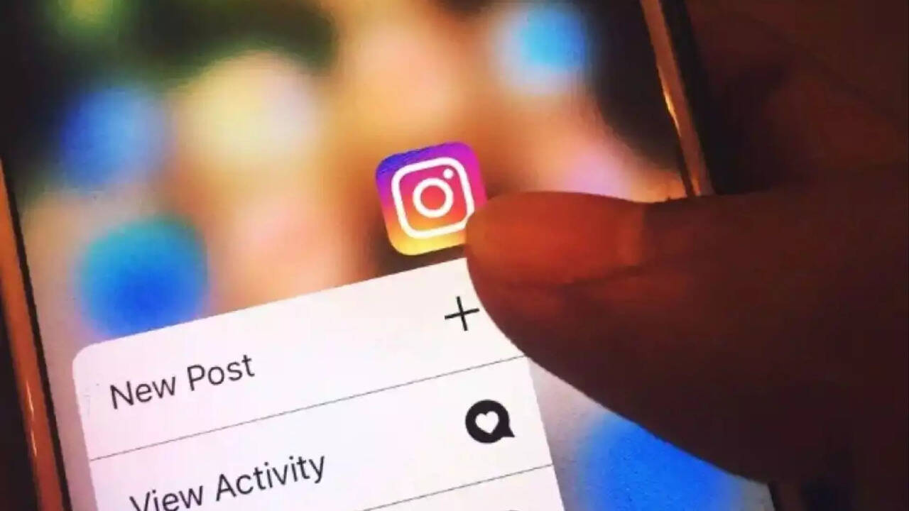  இன்ஸ்டாகிராம் முடங்கியதா?.. ரீல்ஸ் போட முடிவில்லை, மெசேஜ் செல்லவில்லை என பல யூசர்கள் புகார்.. 