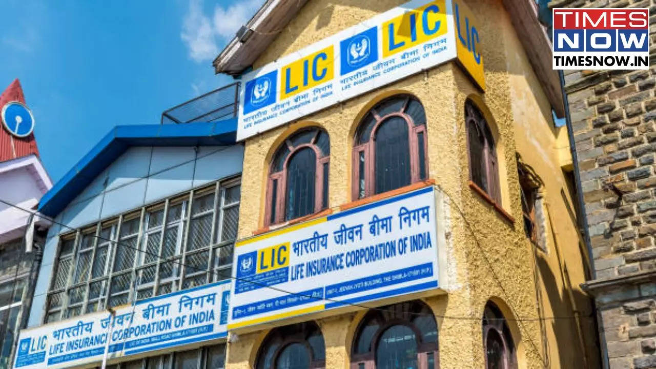 LIC launches Golden Jubilee scholarship scheme for students in India