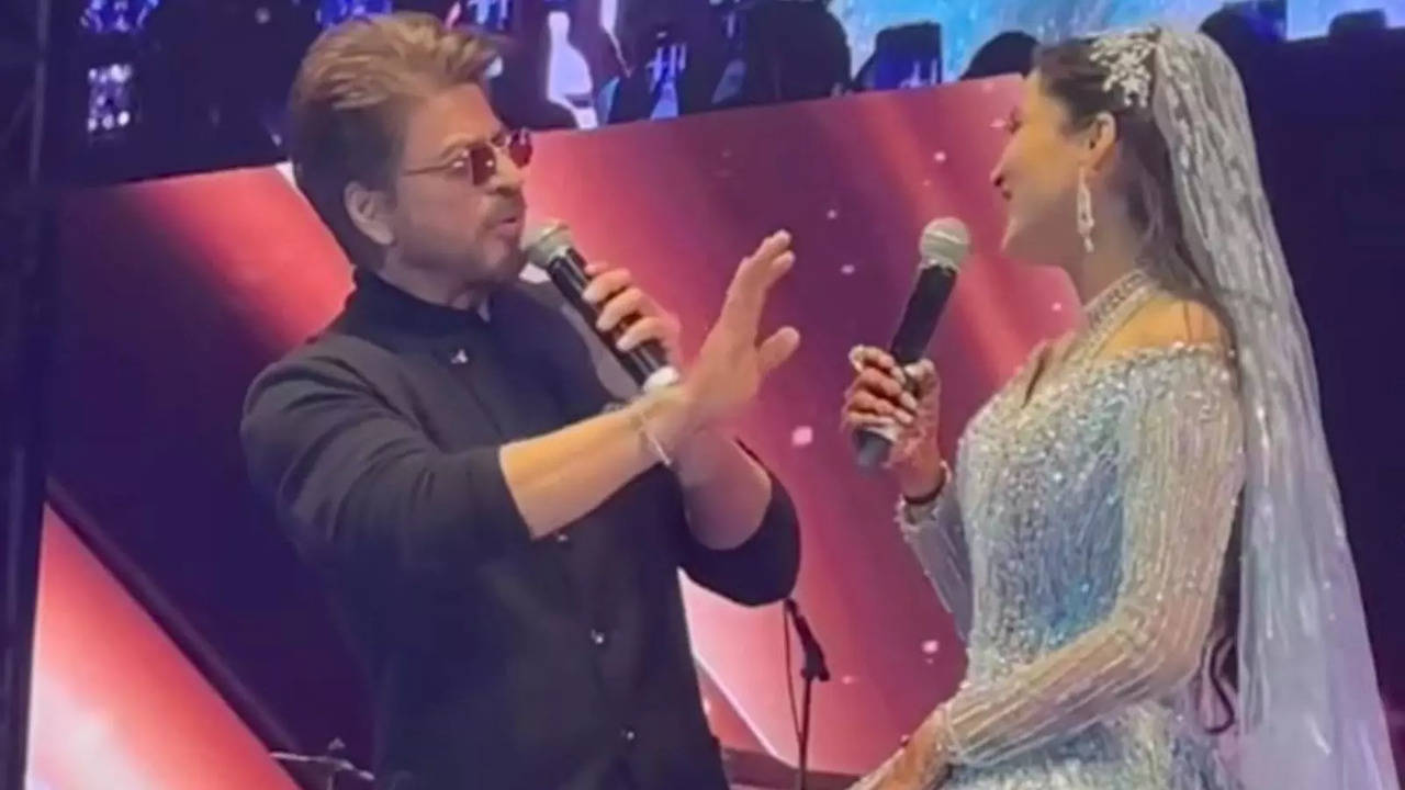 Did Shah Rukh Khan Charge For His Performance At Delhi Wedding? Here's The Truth