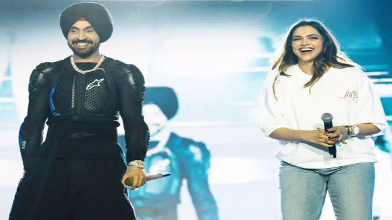 Deepika Padukone at Diljit Dosanjh's Bengaluru concert