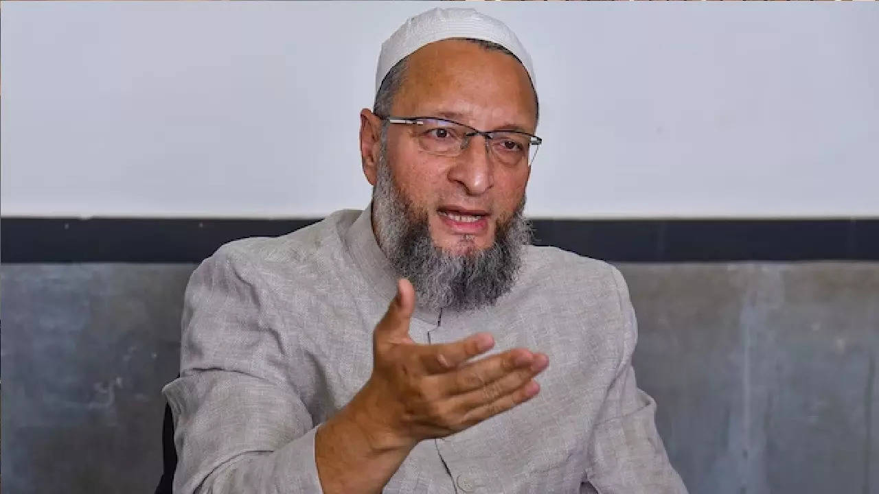 Asaduddin Owaisi Slams Allahabad HC Judge For Attending VHP Event