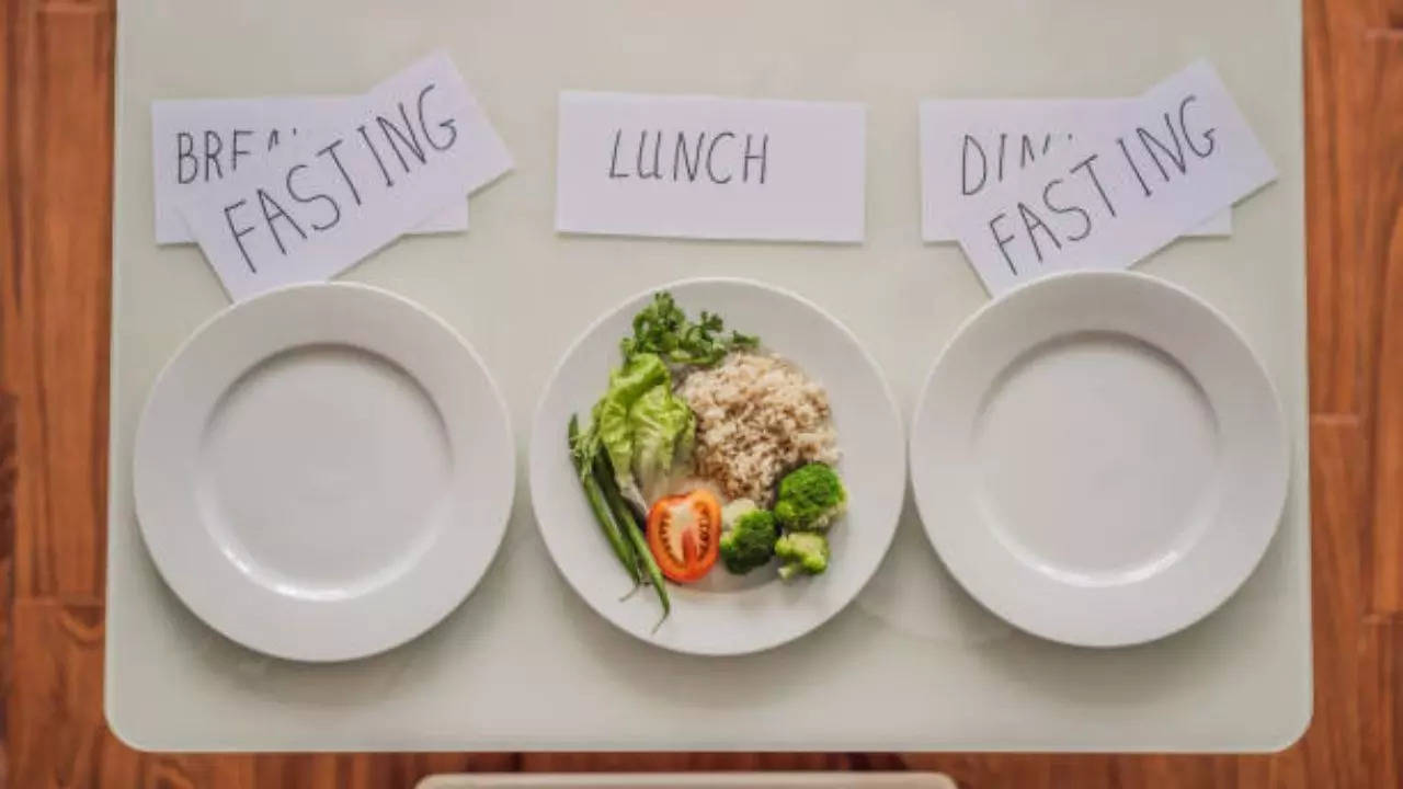 Skipping Breakfast or Dinner - Which Fasting Method Works Better For Your Health