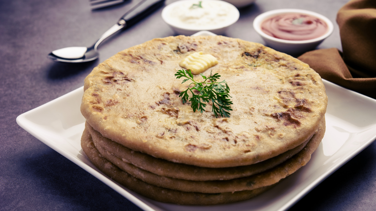 Gobhi jowar paratha for healthy winter breakfast