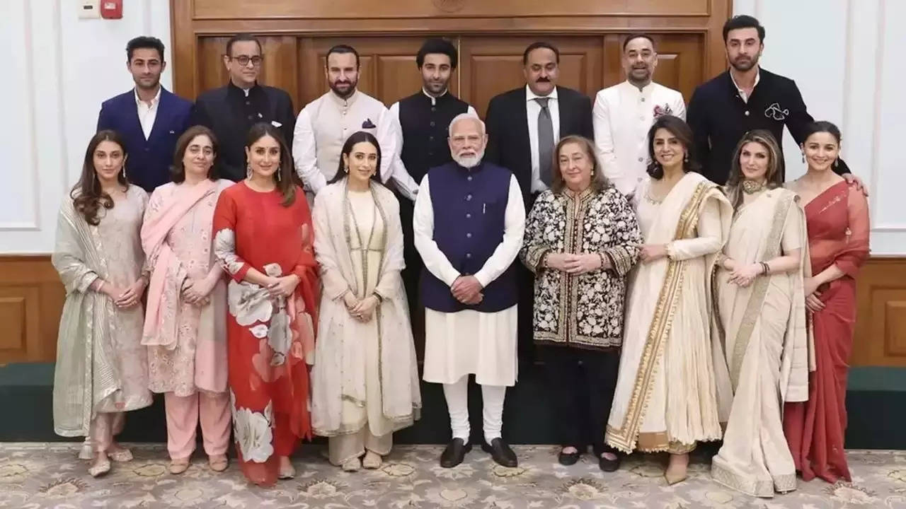 kapoor family with pm modi