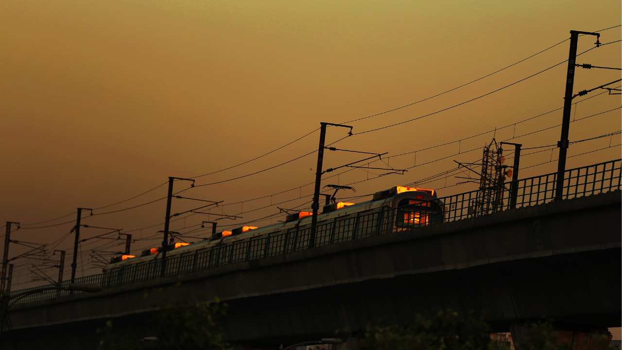 Delhi Metro cable theft