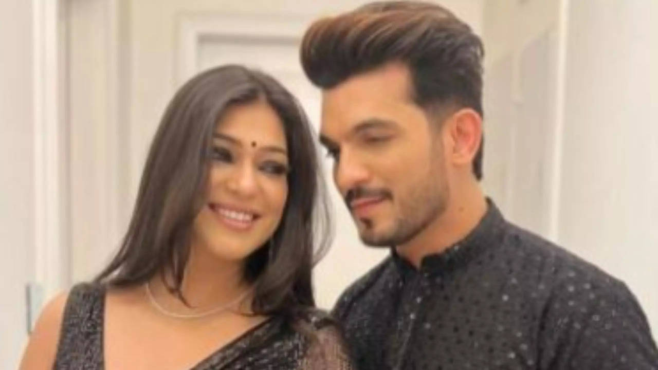 Neha Swami Pens A Heartwarming Note For Husband Arjun Bijlani As They Celebrate Their 21st Wedding Anniversary