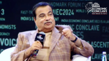 Why couldn't Gadkari make a career in engineering?