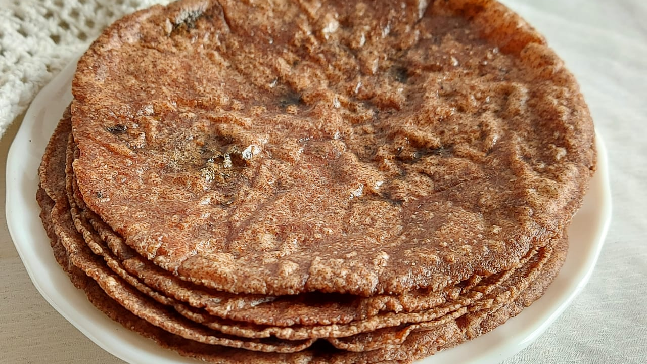 Ragi egg paratha for a wholesome millet breakfast