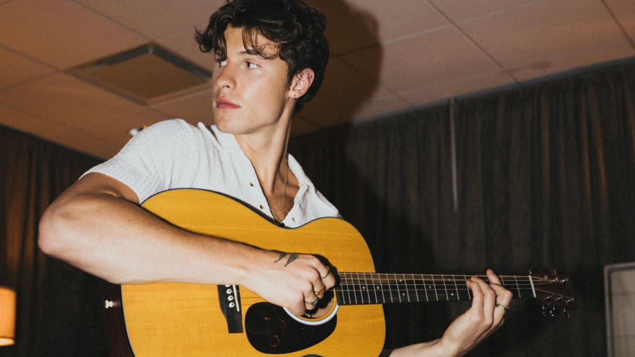 Shawn Mendes Reveals He Wanted To Quit Music, Considered Becoming Therapist In Small Town