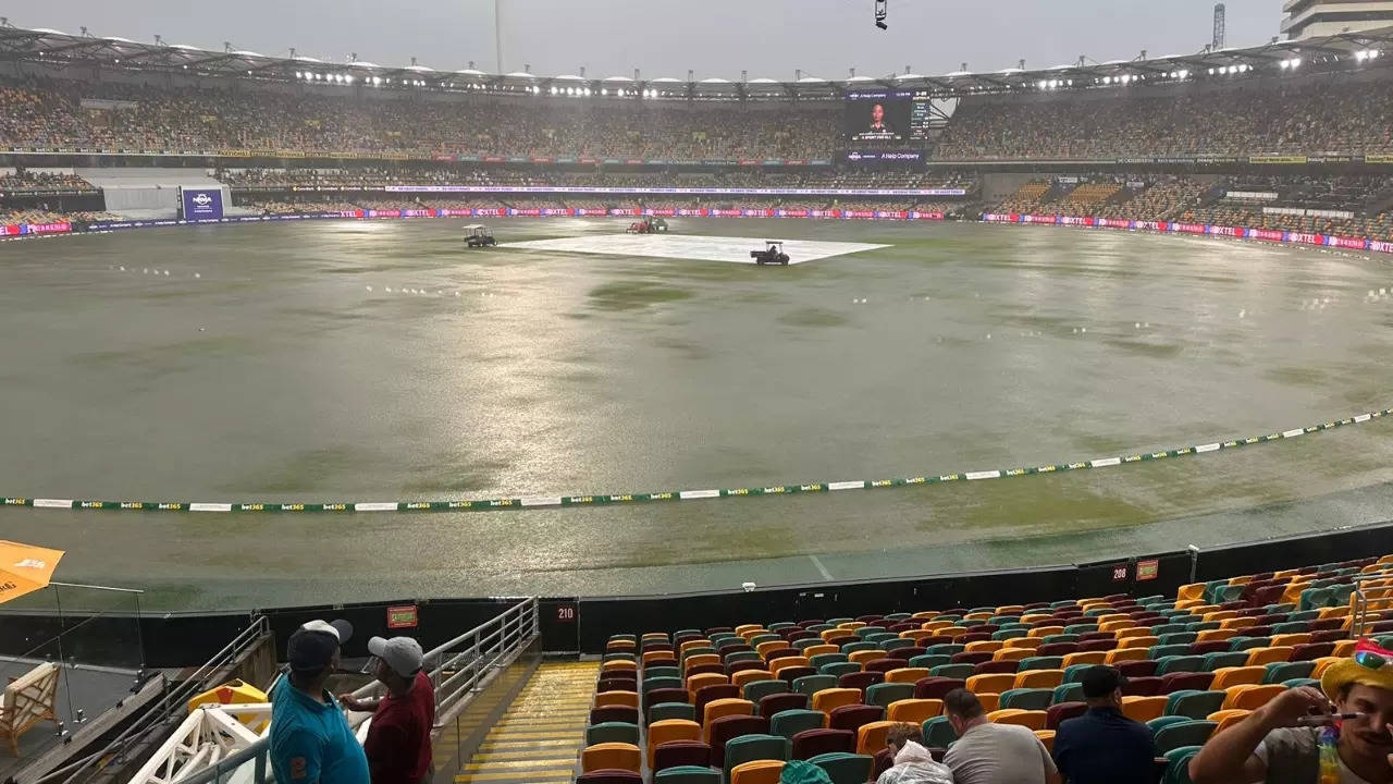 Rain Played Spoilsport On Day 1 Of IND vs AUS Test At Gabba