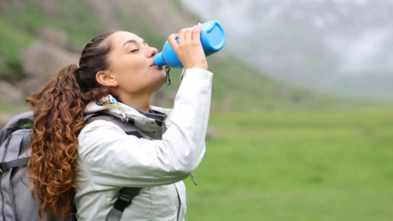 What Happens To Your Body When You Don't Drink Enough Water During Winters?