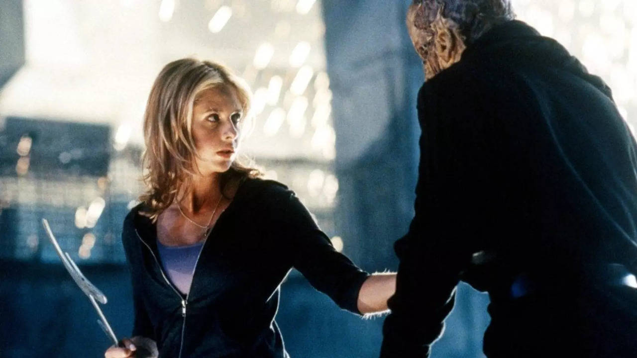 Why Sarah Michelle Gellar Will Say Yes To Buffy The Vampire Slayer Reboot Now: We Need Those Heroes...