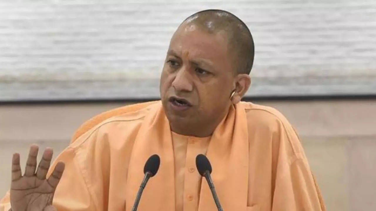 cm yogi adityanath, pti