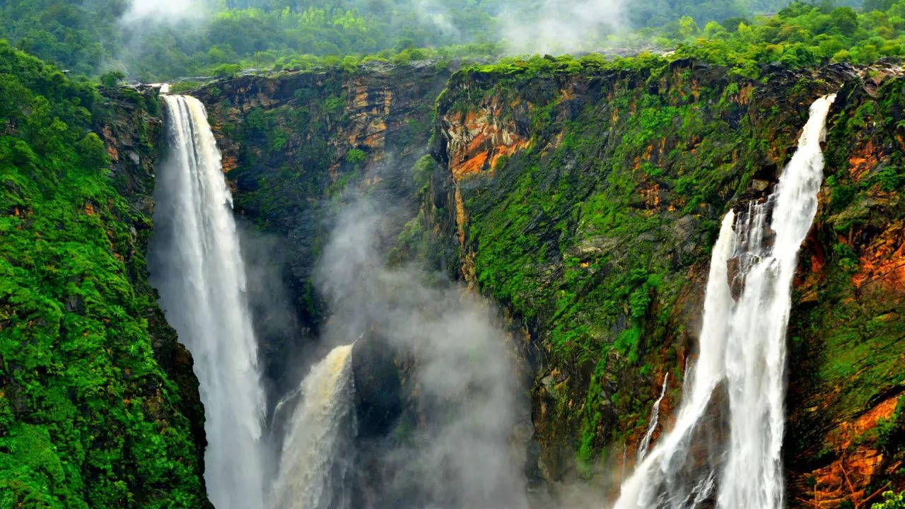 Karnataka’s Iconic Jog Falls Temporarily Closed For Visitor Upgrades. Credit: Canva