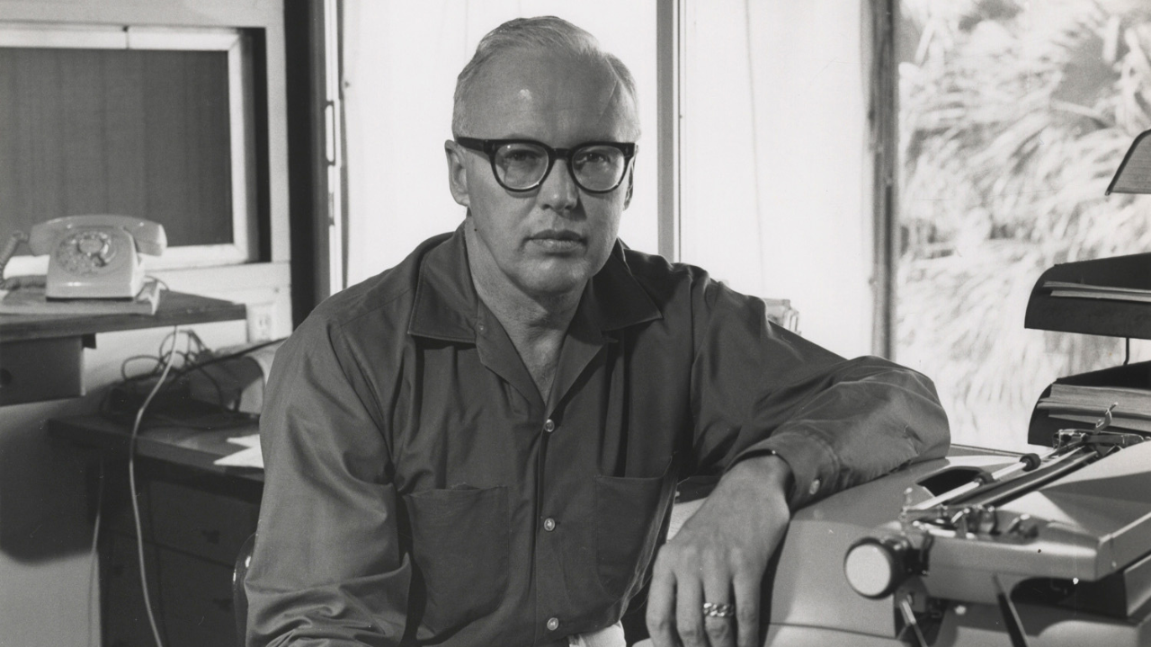 John D MacDonald