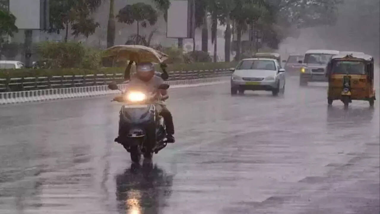  நெருங்கும் காற்றழுத்த தாழ்வு பகுதி.. சென்னை உள்ளிட்ட 3 மாவட்டங்களில் கனமழை எச்சரிக்கை.. வானிலை ஆய்வு மையம் தகவல் 