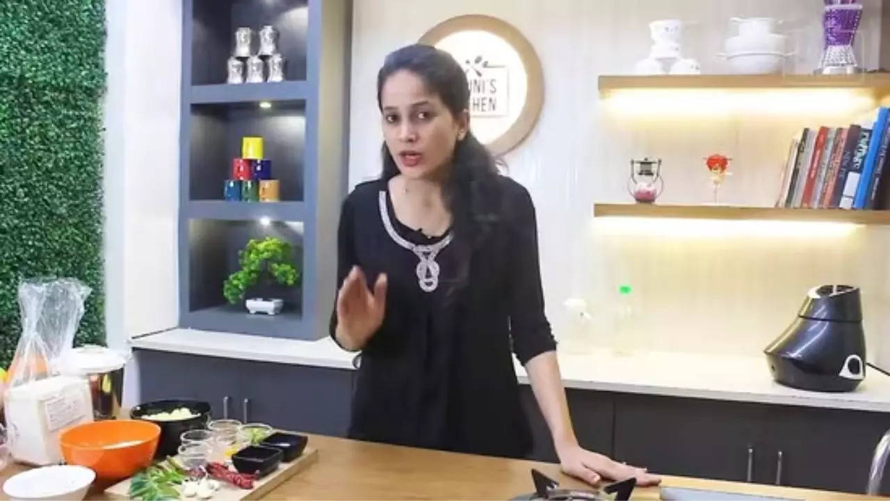 Indian YouTuber Nalini Unagar.