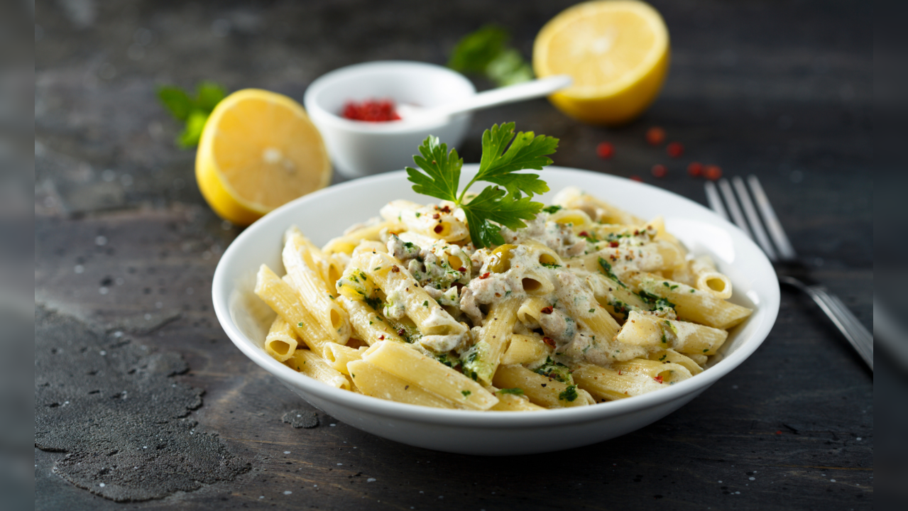 White Sauce Pasta