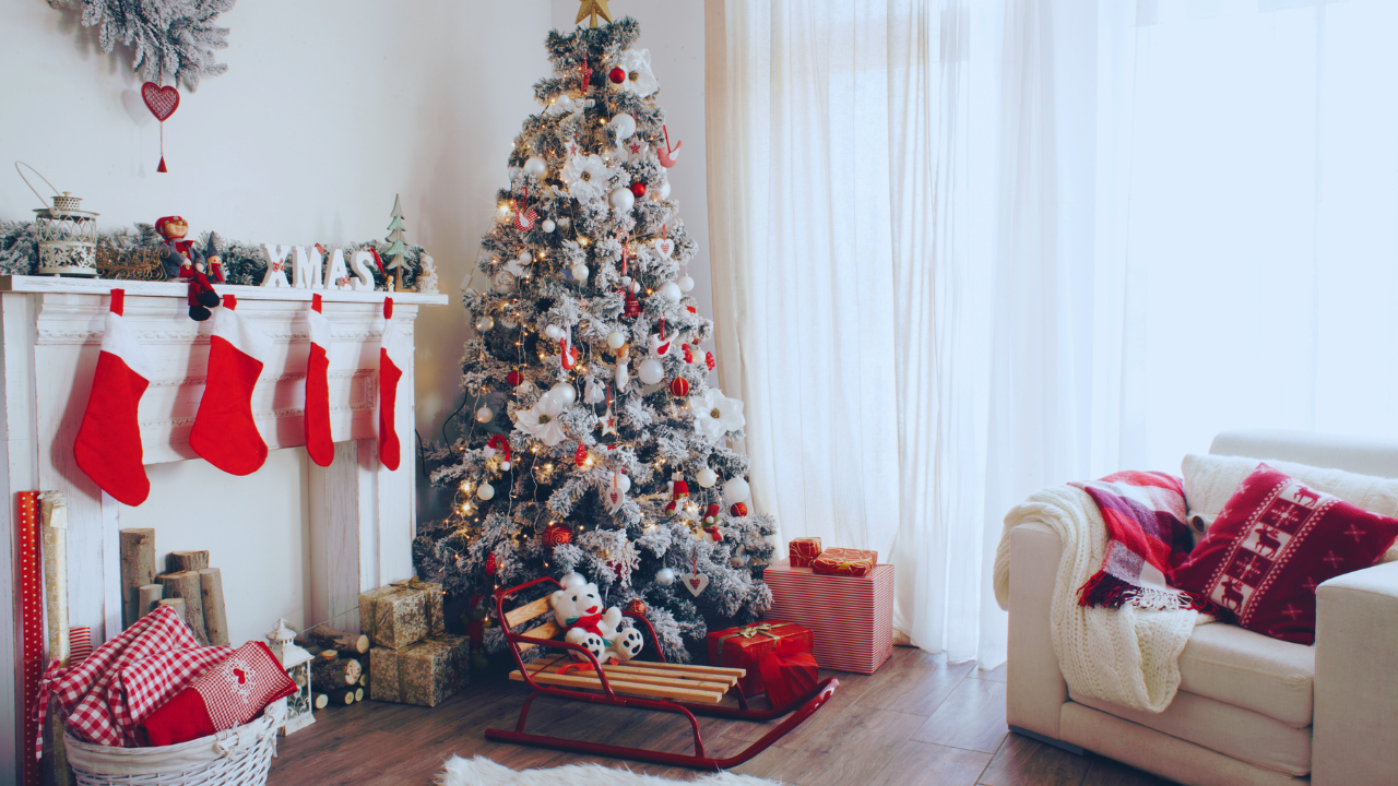 Christmas 2024: 5 Decorating Ideas If You Don't Have An X-Mas Tree