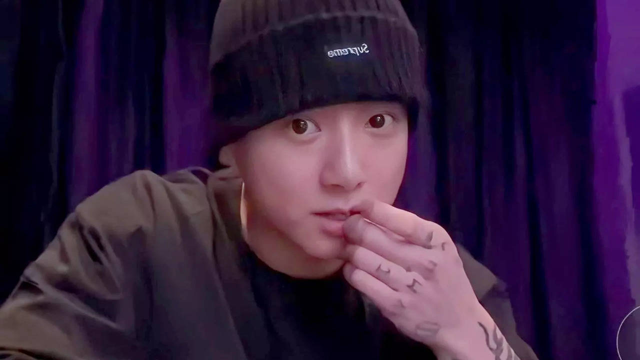 BTS Jungkook's Live Session Records 20.2 Million Views: 5 Best Things He Did - From Rose's APT Karaoke To 'Online Housewarming'